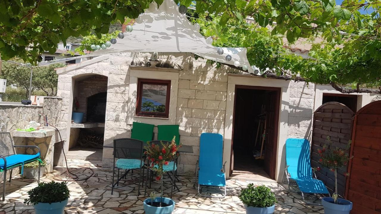 Apartments Popaj Komiža 外观 照片