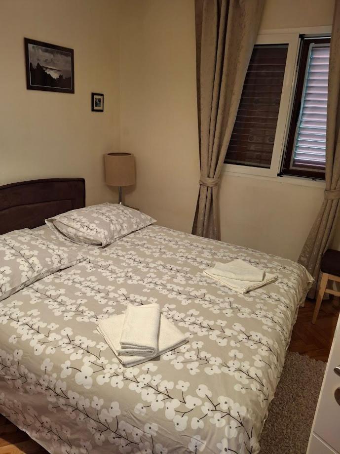 Apartments Popaj Komiža 外观 照片