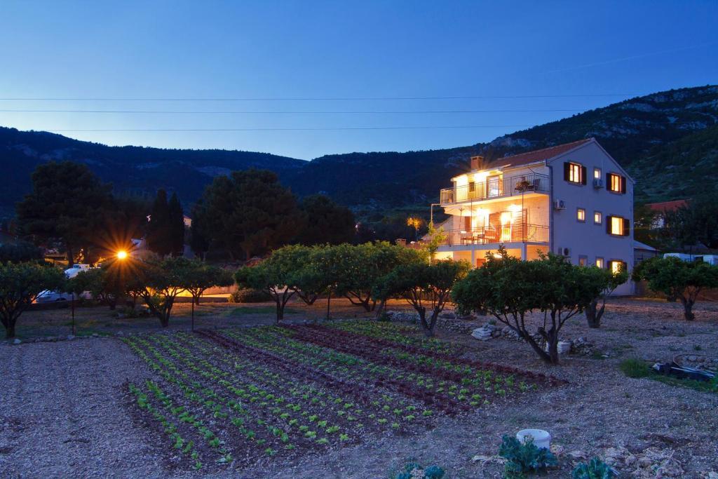 Apartments Popaj Komiža 客房 照片